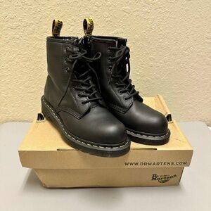 DR. MARTENS 1460 Pascal Leather Lace-Up Combat Boots Size US 7